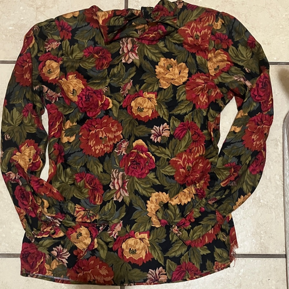 JH Collectibles Multicolor Floral Blouse